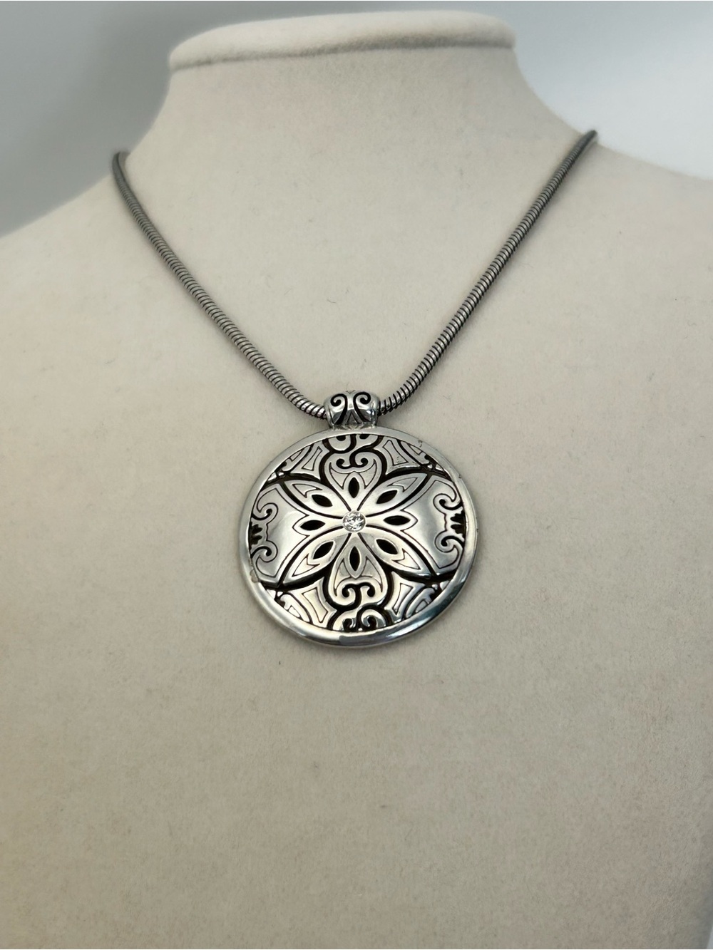 Brighton Florencia Pendant Necklace 18" Silver Plated Clear Crystal Floral - Picture 2 of 10